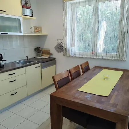 House Anna Sobra