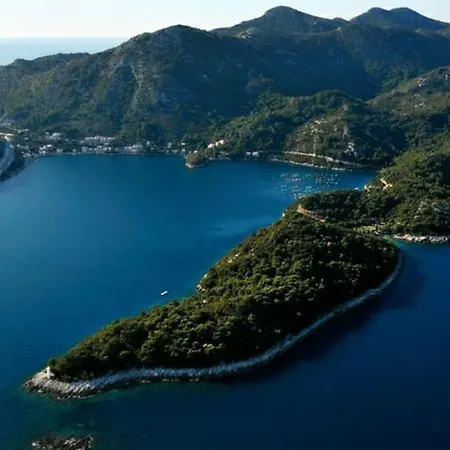 House Anna Βίλα *