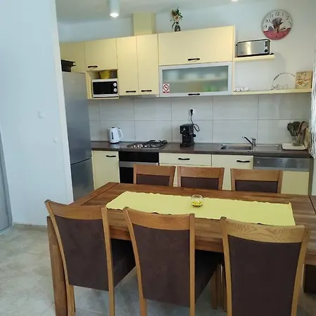 Villa House Anna Sobra